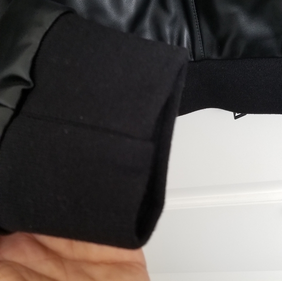 Bomber Jacket - Picture 6 of 7